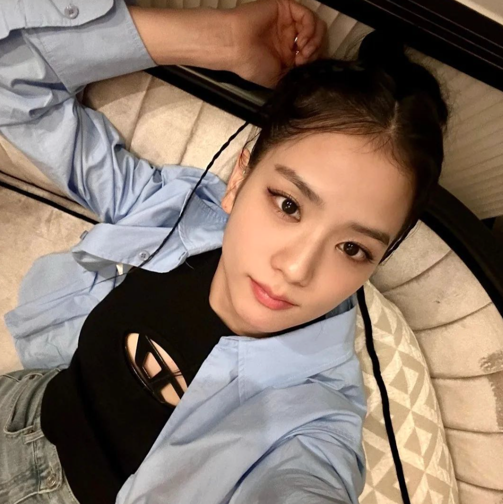 Loạt trang phục hàng hiệu Blackpink diện khi ở Việt Nam