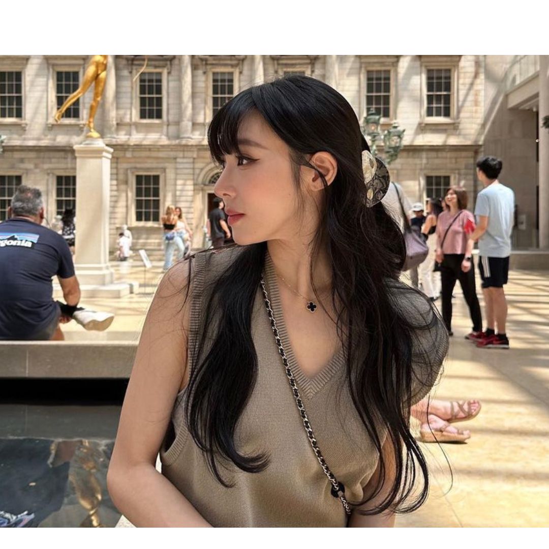 Thời trang du lịch của sao Hàn: Nữ tính và đầy phóng khoáng