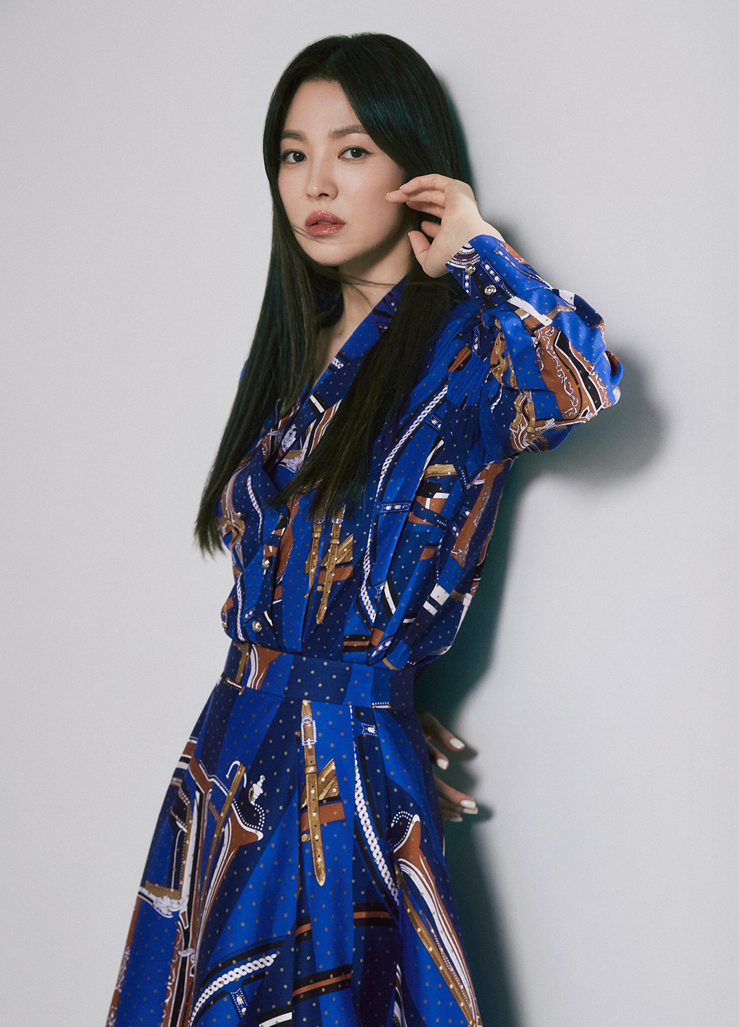 Song Hye Kyo hoá quý cô sang trọng