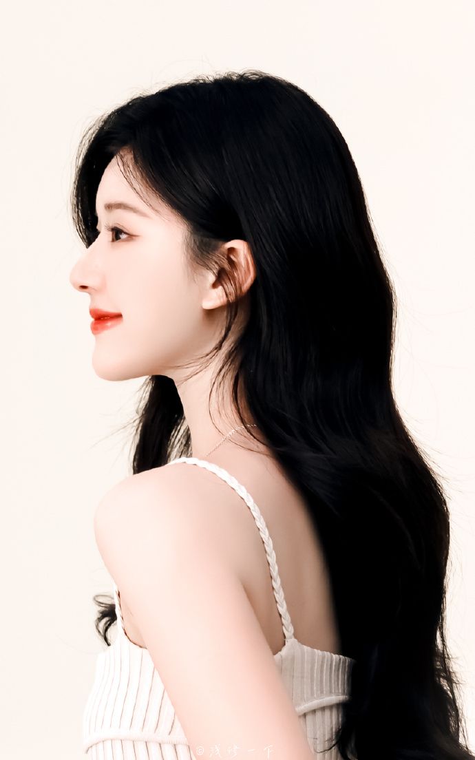 Bí quyết dưỡng tóc chắc khỏe, bóng mượt của Triệu Lộ Tư