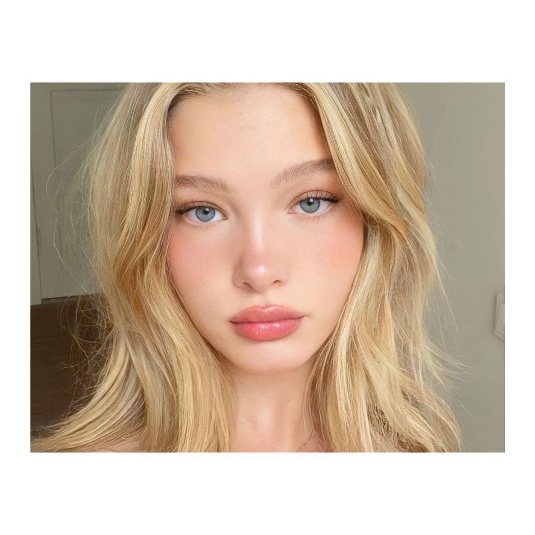 Hoá búp bê Barbie với xu hướng màu tóc Butter Blonde