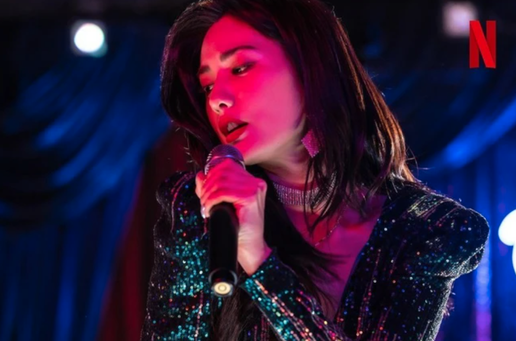 Mỹ nhân 'Mask Girl' Nana sở hữu thu nhập khủng thế nào ở tuổi 32?