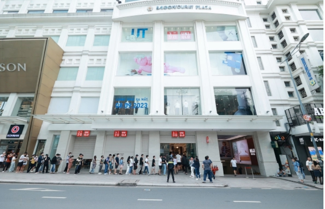 Những lần hợp tác của các ''ông lớn'' trong làng thời trang