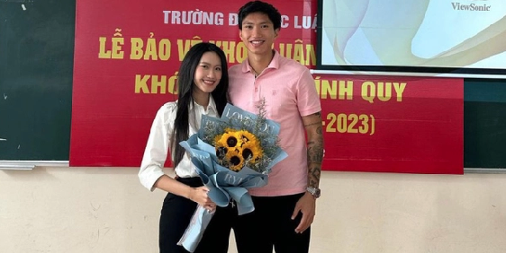 Đoàn Văn Hậu từng tiết lộ Doãn Hải My đạt điểm 10 tuyệt đối khóa luận tốt nghiệp trường Luật