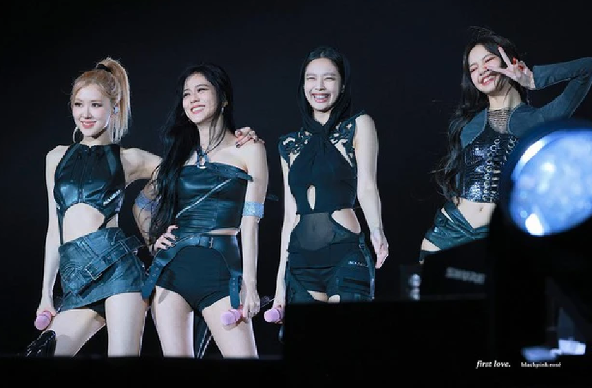 Lee Jin Ho cho biết rất khó để nhìn thấy một đội hình hoàn chỉnh của BLACKPINK trong vài năm tới