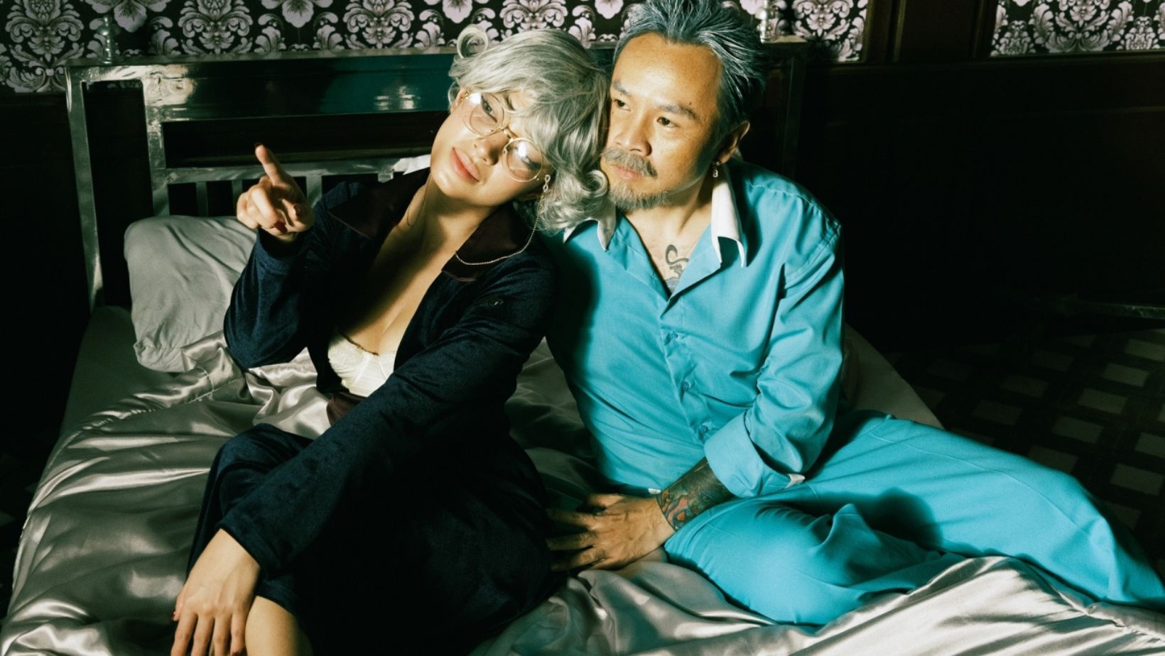 Châu Bùi, Binz tái hiện cảnh phim 'Titanic'