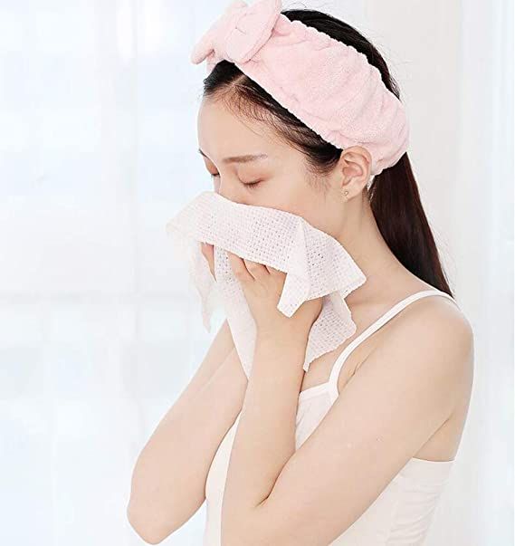 Ba thói quen sau khi rửa mặt giúp làn da căng mịn