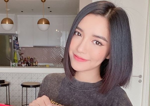 Bích Phương ở căn hộ cao cấp bậc nhất Sài thành, thiết kế đơn giản những vẫn có điểm cực trendy - Ảnh 1