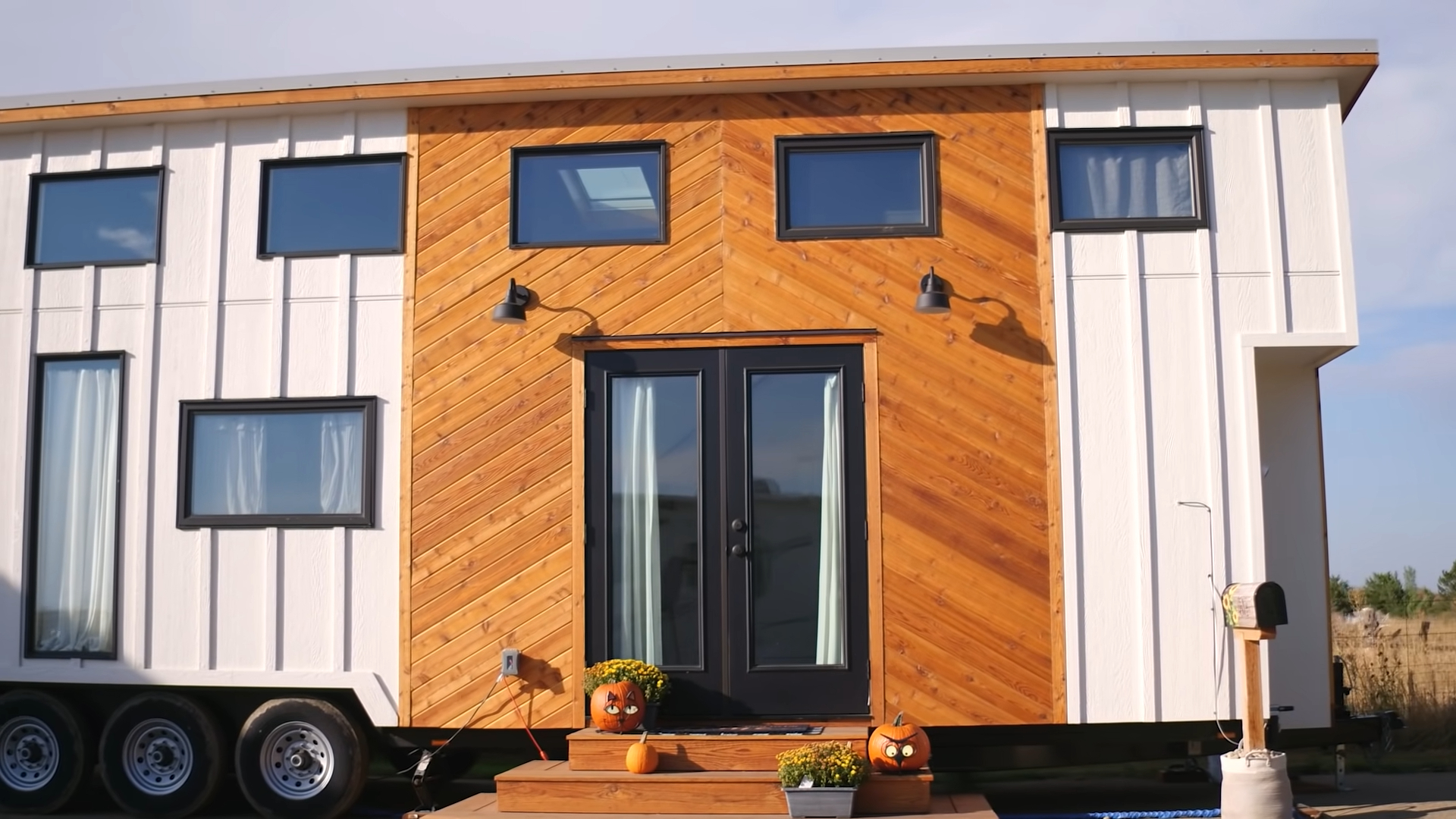 Nhà của mẹ đơn thân - Ảnh 1