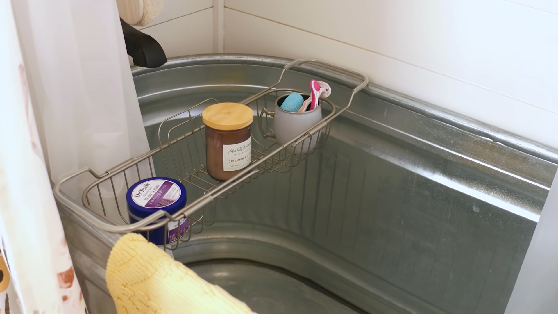 Nhà của mẹ đơn thân - Ảnh 11