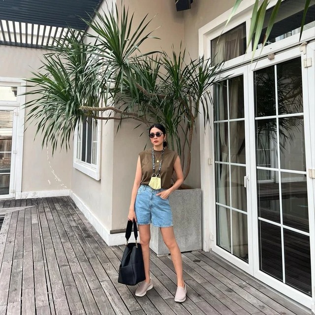 Nhà sao làm dâu hào môn - Ảnh 1