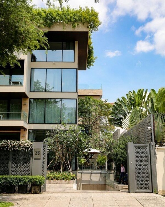 Nhà sao làm dâu hào môn - Ảnh 1