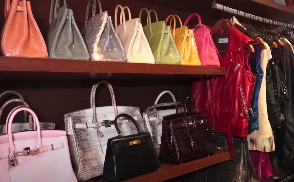 Jamie Chua - Ảnh 1