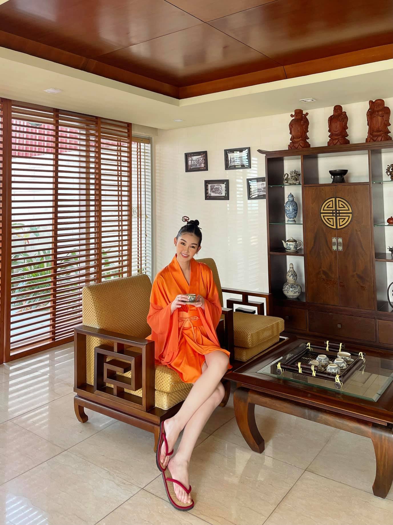 Lê Âu Ngân Anh - Ảnh 14