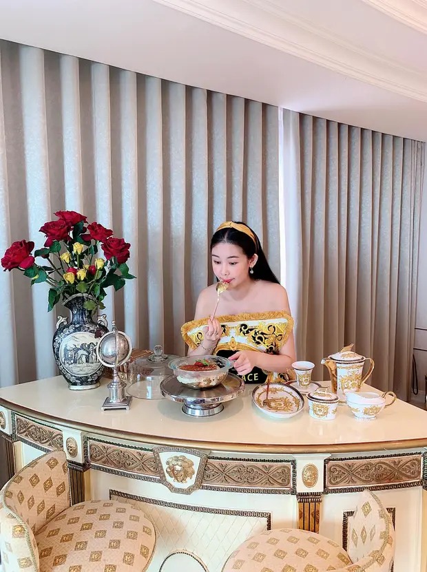 Lê Âu Ngân Anh - Ảnh 3