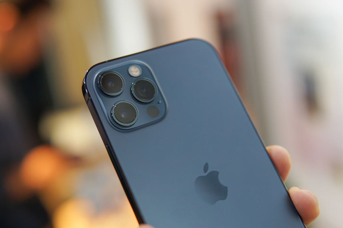 Trải nghiệm iPhone 12 Pro tại Việt Nam, giá từ 31 triệu đồng - Ảnh 3