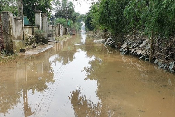 Nước lũ ở Hà Tĩnh đã rút, nhưng vẫn còn một xã bị ngập cục bộ.
