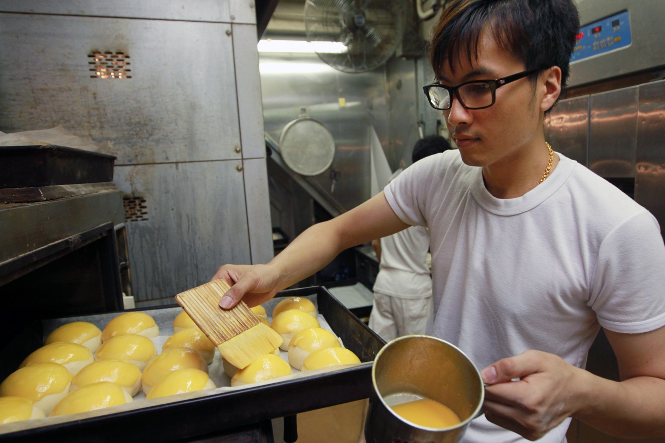 Tiệm bánh Tai Tung ở ngoại ô Viên Long nổi tiếng là một trong những tiệm bánh do gia đình tự quản lâu đời nhất ở Hồng Kông.