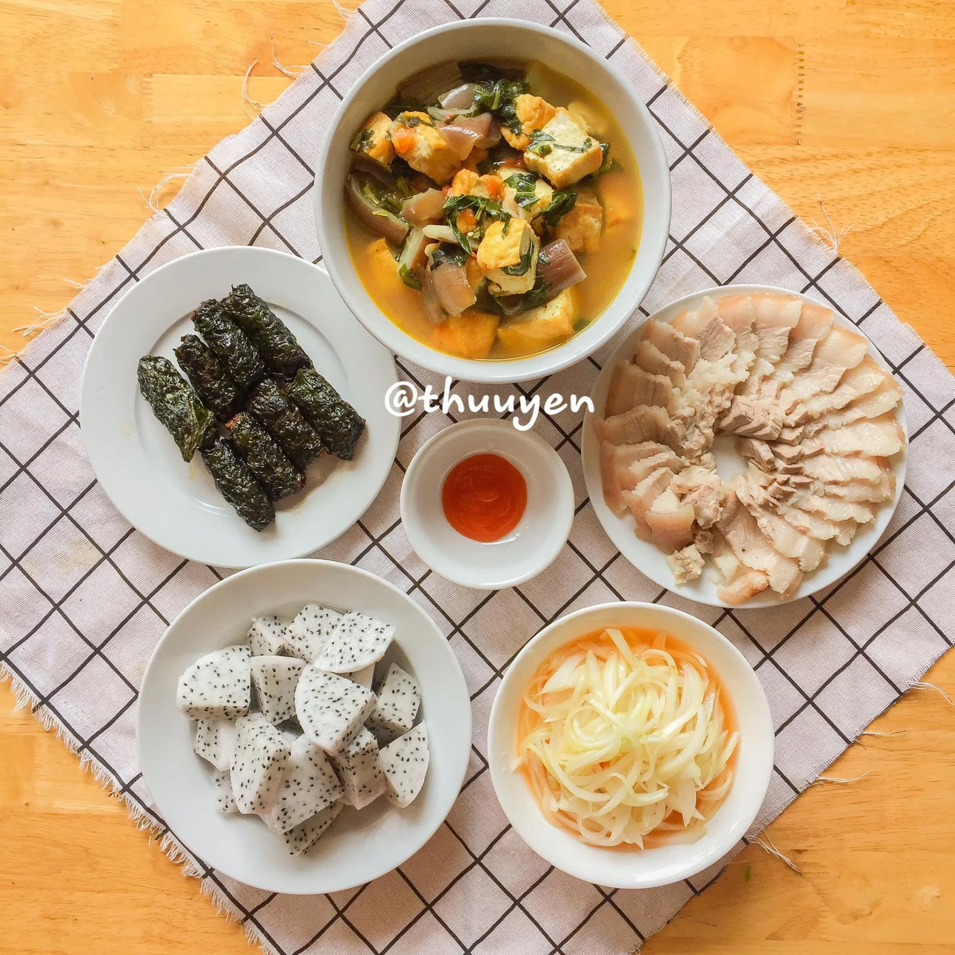 30 thực đơn mâm cơm ngon, đủ dinh dưỡng để cả tháng không phải nghĩ hôm nay ăn gì - Ảnh 1