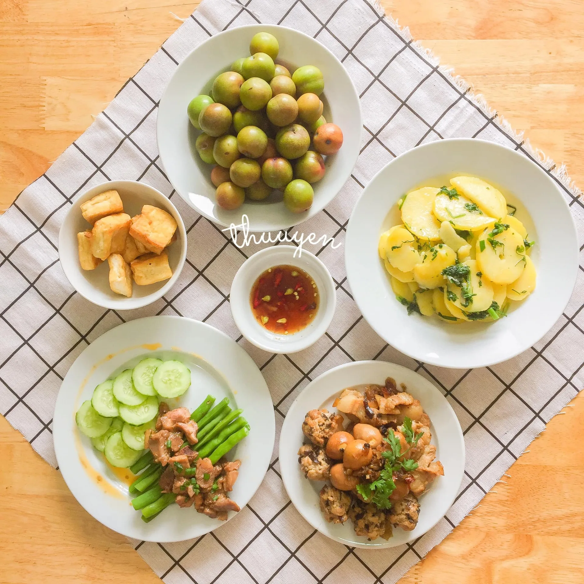 30 thực đơn mâm cơm ngon, đủ dinh dưỡng để cả tháng không phải nghĩ hôm nay ăn gì - Ảnh 1