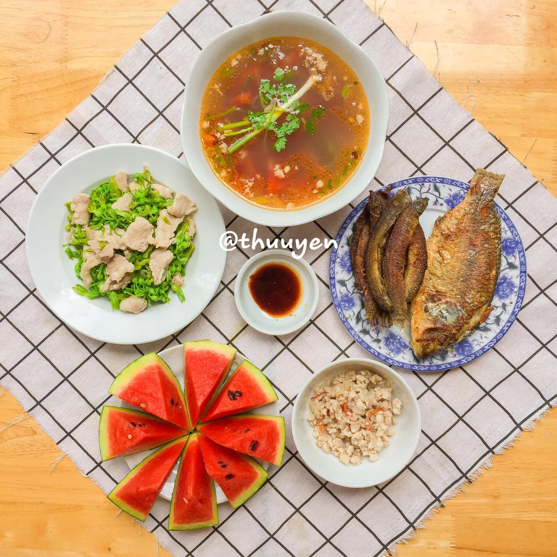 30 thực đơn mâm cơm ngon, đủ dinh dưỡng để cả tháng không phải nghĩ hôm nay ăn gì - Ảnh 1
