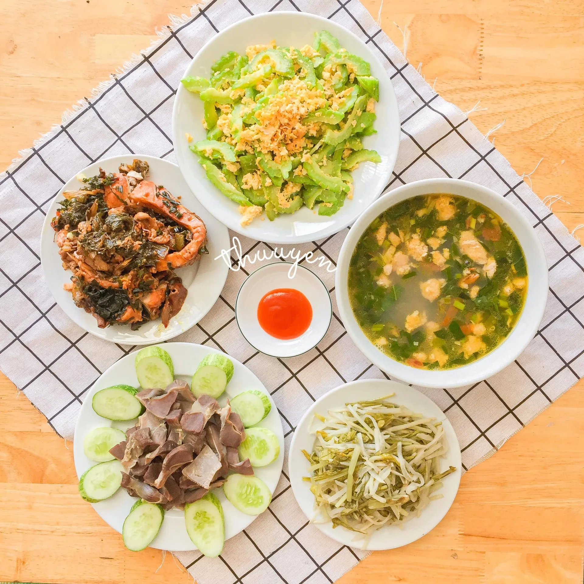 30 thực đơn mâm cơm ngon, đủ dinh dưỡng để cả tháng không phải nghĩ hôm nay ăn gì - Ảnh 1