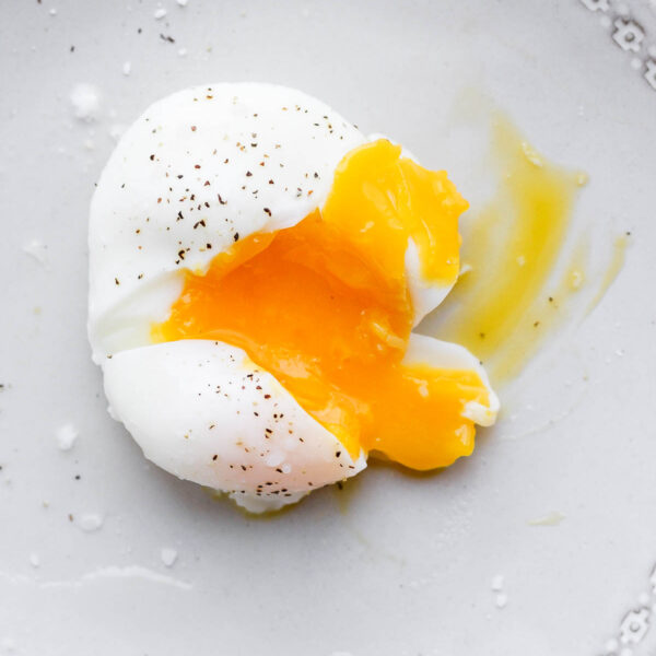 Cách làm trứng chần hoàn hảo như đầu bếp nhà hàng - Ảnh 7
