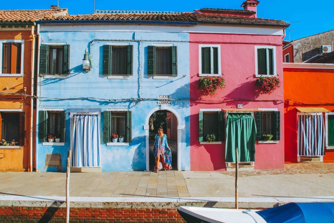 Đảo cầu vồng Burano, thị trấn rực rỡ màu sắc nhất thế giới