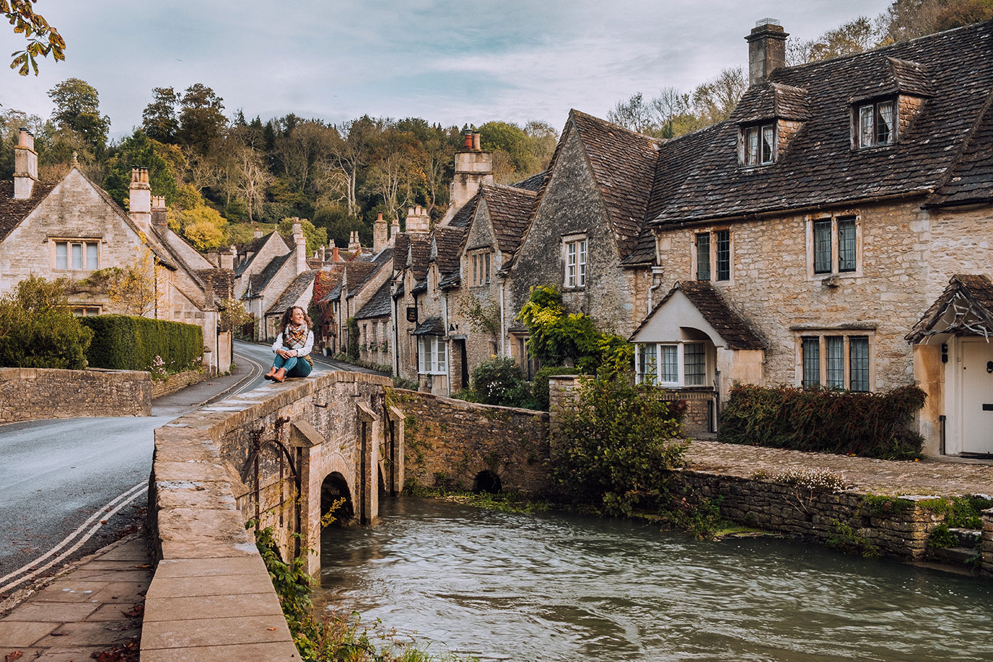 7 ngôi làng tuyệt đẹp như bước ra từ truyện cổ tích ở Anh - Ảnh 3