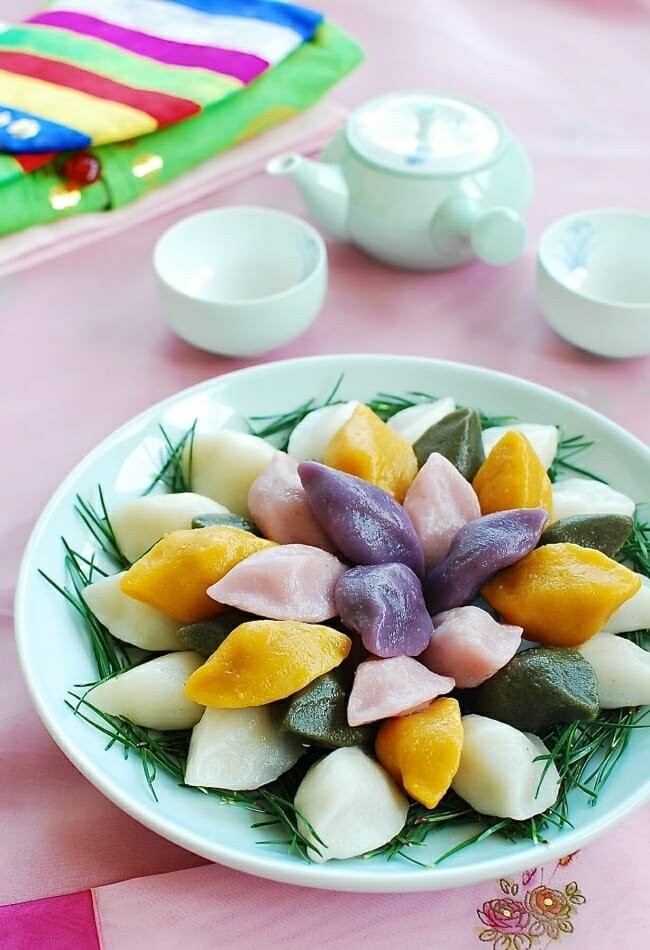 Songpyeon, món bánh nửa vầng trăng nhất định phải có trong Tết Trung thu ở Hàn Quốc - Ảnh 5