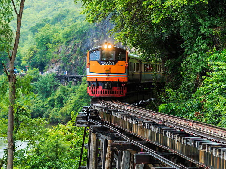 Đường sắt từ Bangkok đến Nam Tok, Thái Lan