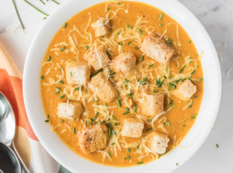 Cách nấu súp bí đỏ phô mai được lòng cả người lớn lẫn trẻ nhỏ