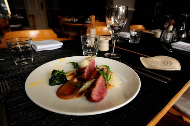 6 điều bạn không bao giờ nên làm tại một nhà hàng fine dining