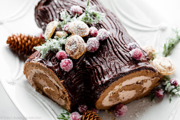 Cách làm bánh Yule Log, món bánh khúc cây nổi tiếng khi dịp Giáng sinh về - Ảnh 2