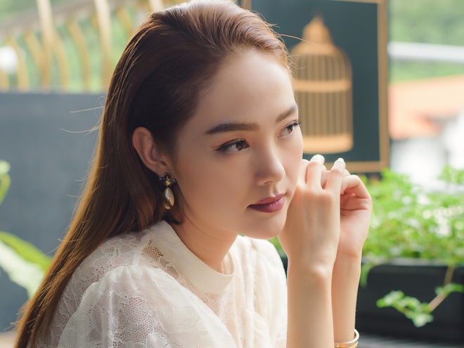 Hành trình nhan sắc của Minh Hằng: Nhiều phen vướng nghi vấn