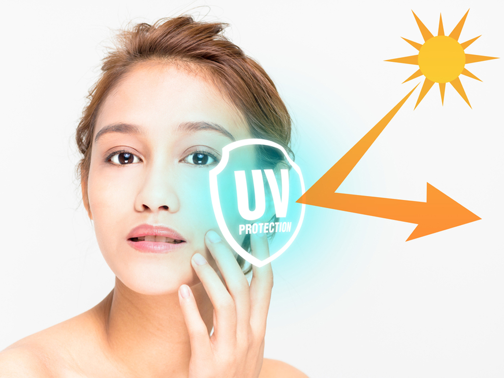 Tia UV sẽ tác động xấu đến làn da và gây nên tình trạng nám, tàn nhang, thâm sạm
