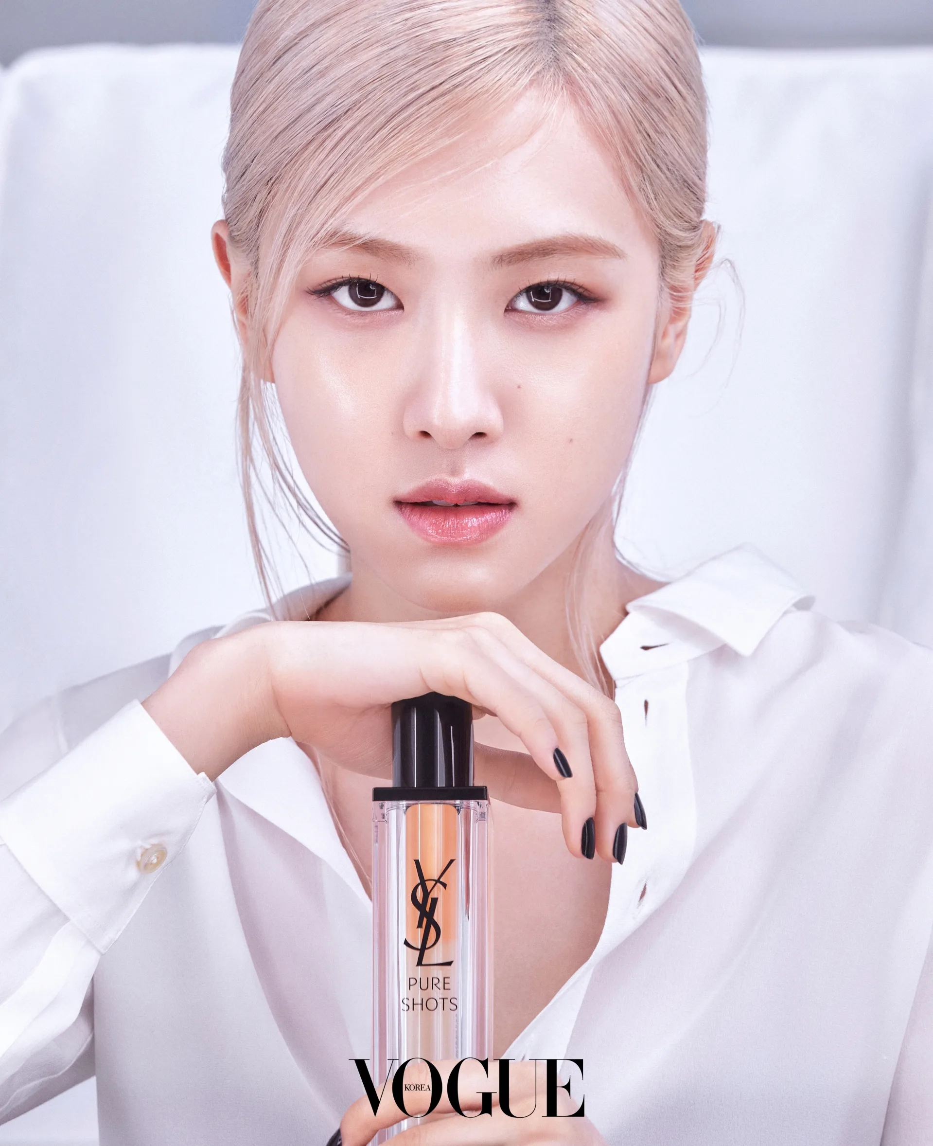 Rosé bị chê biểu cảm 