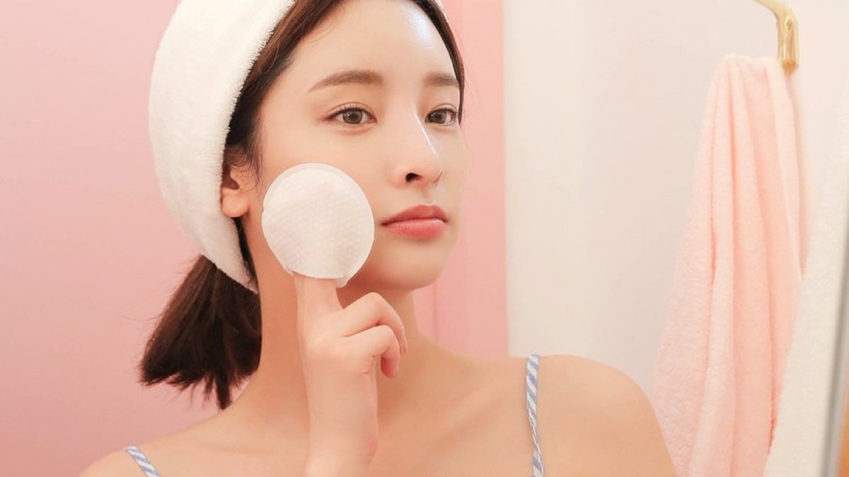 4 bước skincare cơ bản để duy trì làn da khoẻ mạnh trong mùa dịch