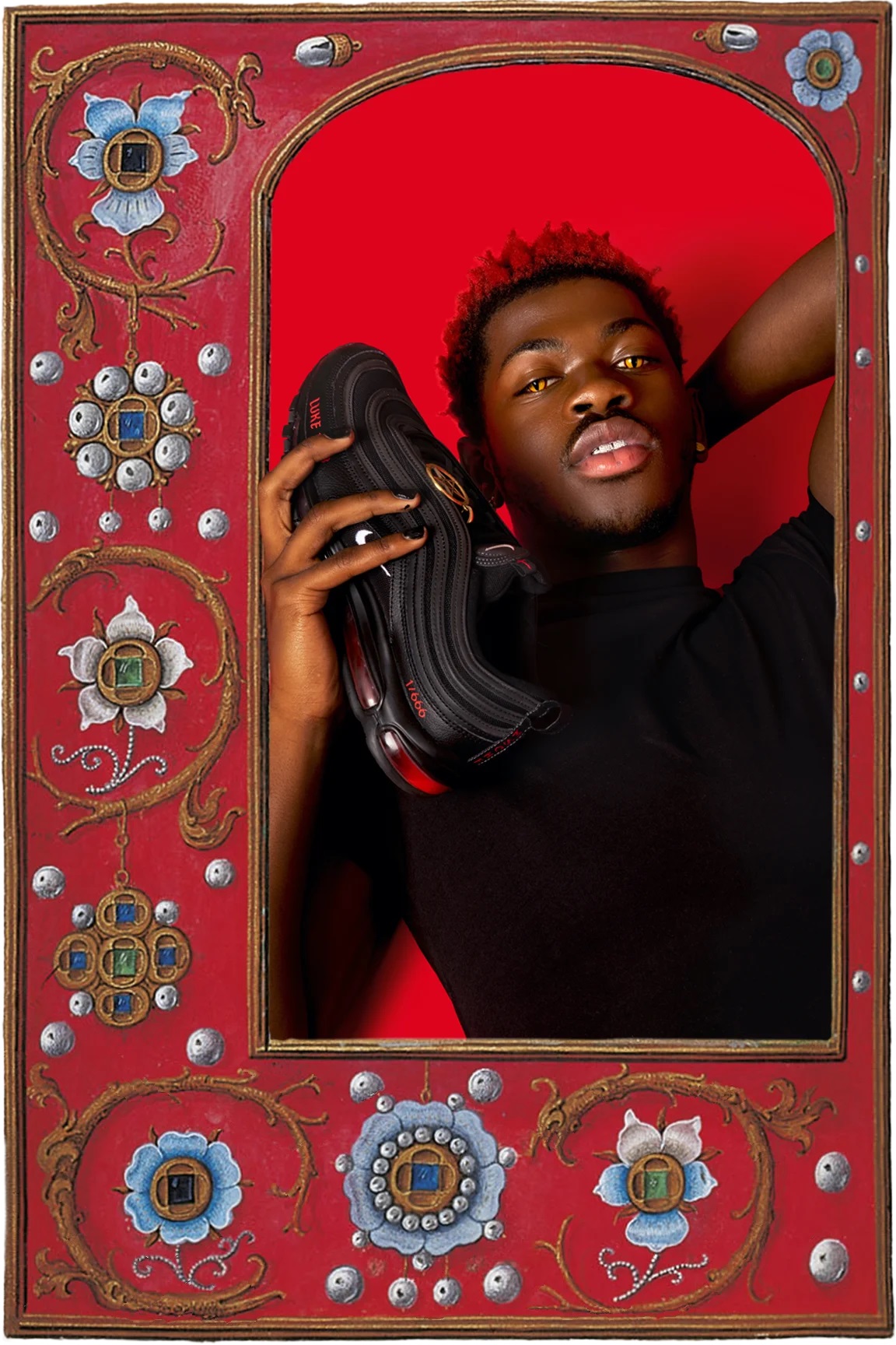 Trước đây, màn collab của rapper nổi tiếng Lil Nas x MSCHF đã bị chỉ trích là 'vô nhân đạo' khi cho ra mắt mẫu sneakers 'Satan Shoes' có chứa máu người. Do có thiết kế tương đồng với dòng Air Max 97 nên nhiều người đã lầm tưởng đây là sản phẩm của thương hiệu Nike. Sau đó, Nike đã đâm đơn kiện và lên tiếng khẳng định thiết kế Satan Shoes không liên quan đến hãng.