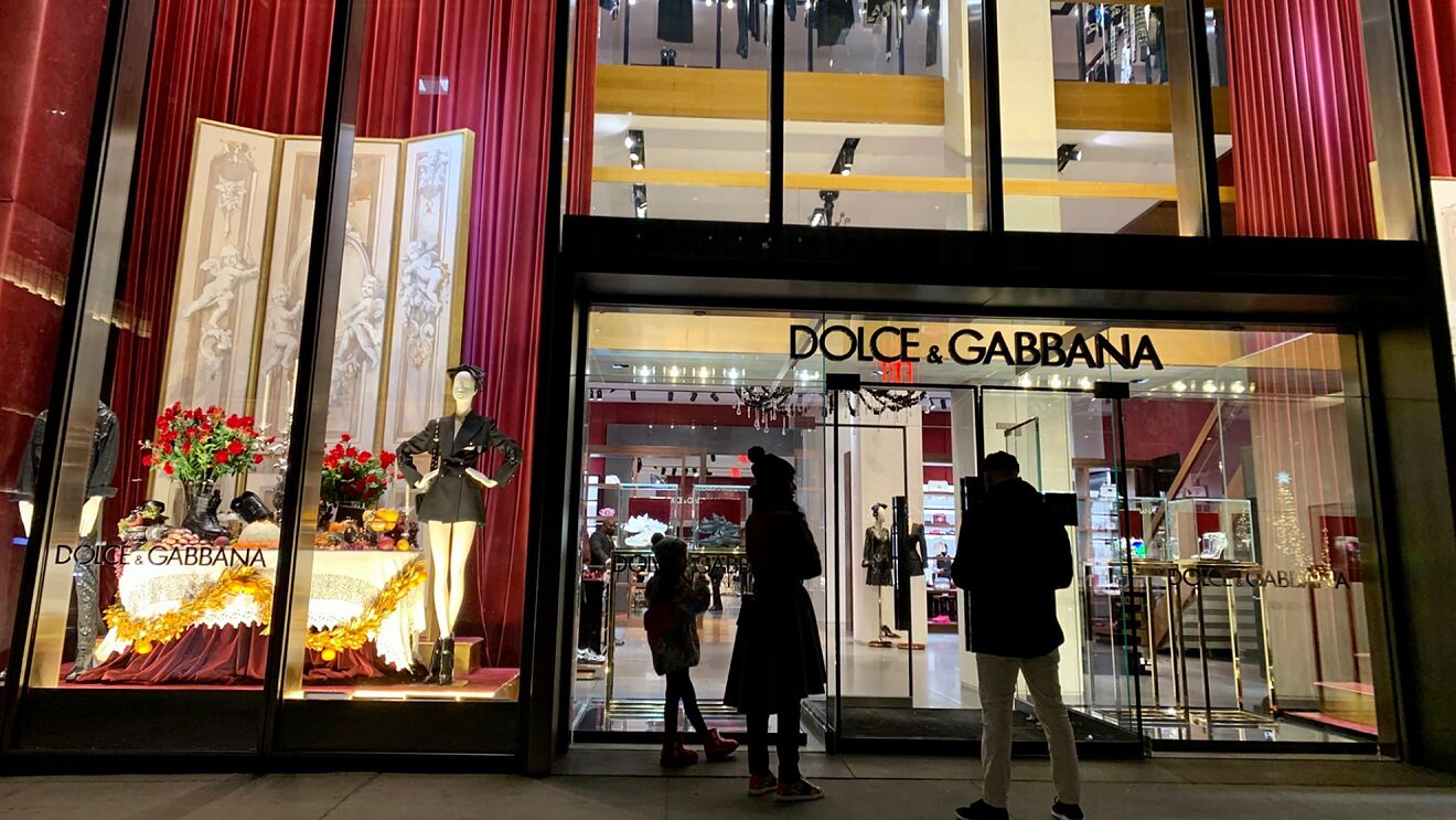 Dolce & Gabbana là thương hiệu thời trang cao cấp mới nhất tuyên bố ngừng sử dụng lông động vật trong năm 2022.