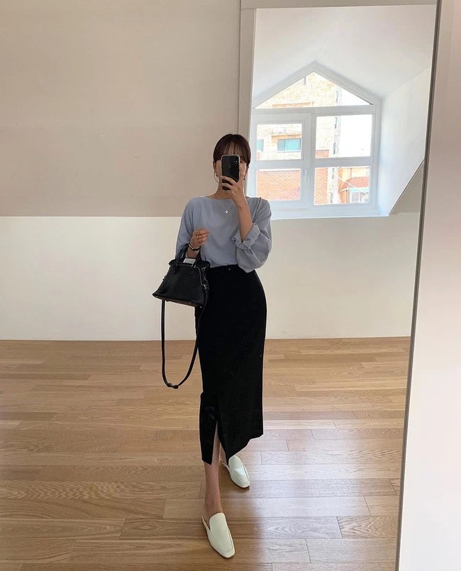 Gợi ý 10 set đồ sang-xịn-mịn với chân váy đen giúp chị em xoá tan nỗi lo bị cộng thêm vài tuổi - Ảnh 1