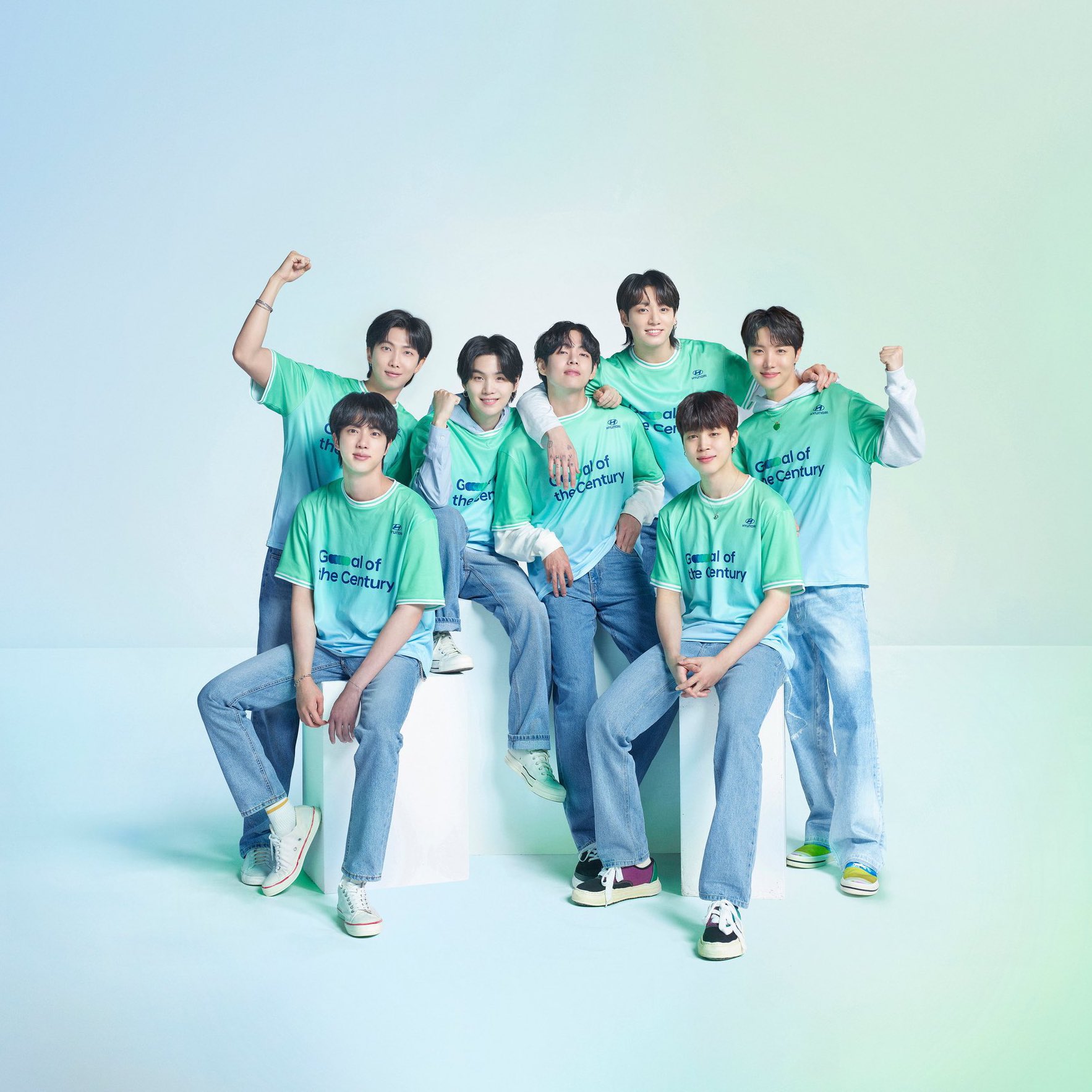 BTS sẽ đến Qatar nơi diễn ra FIFA World Cup để biểu diễn? - Ảnh 1