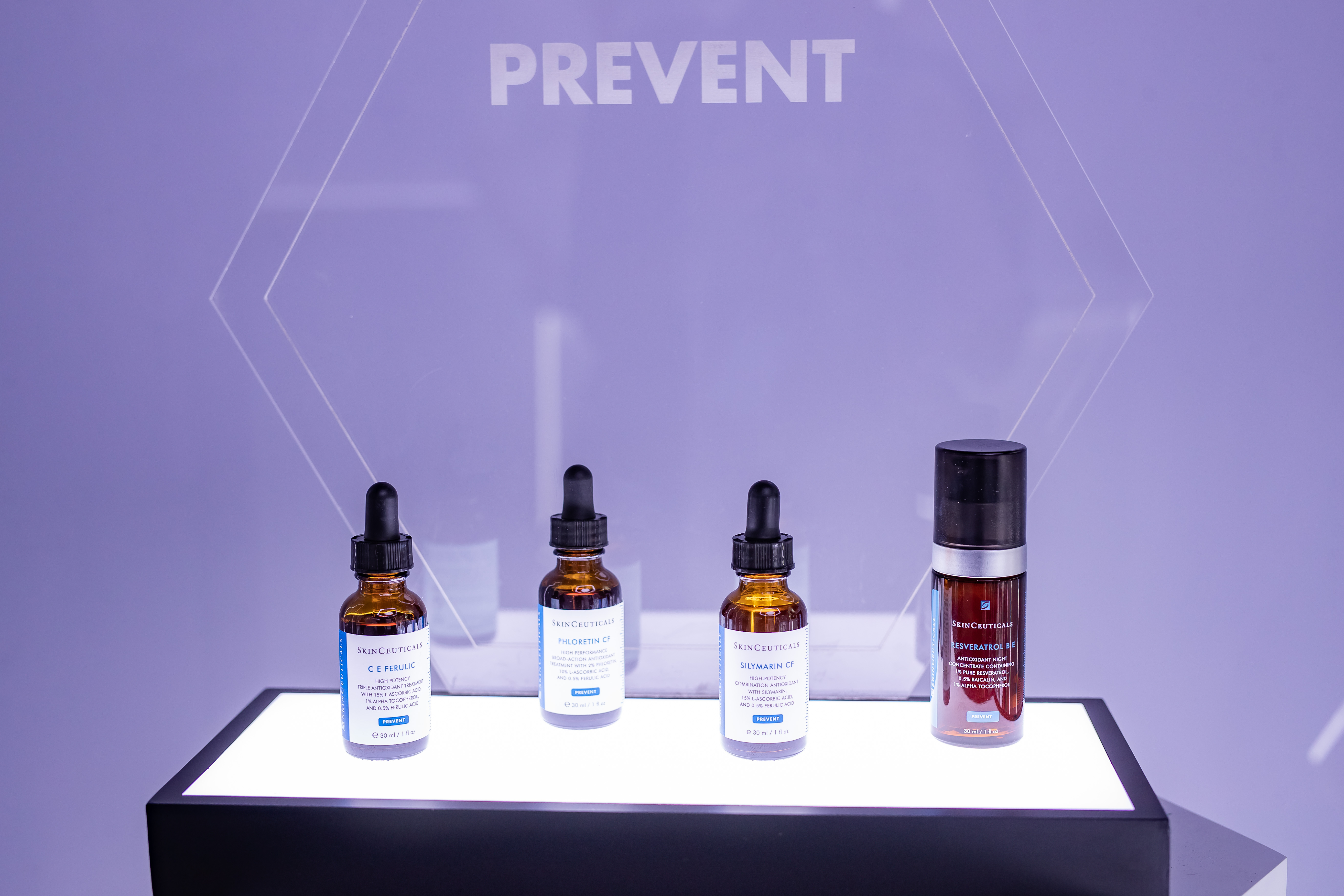 Công thức vàng từ nền tảng khoa học để chuyển hóa làn da của SkinCeuticals