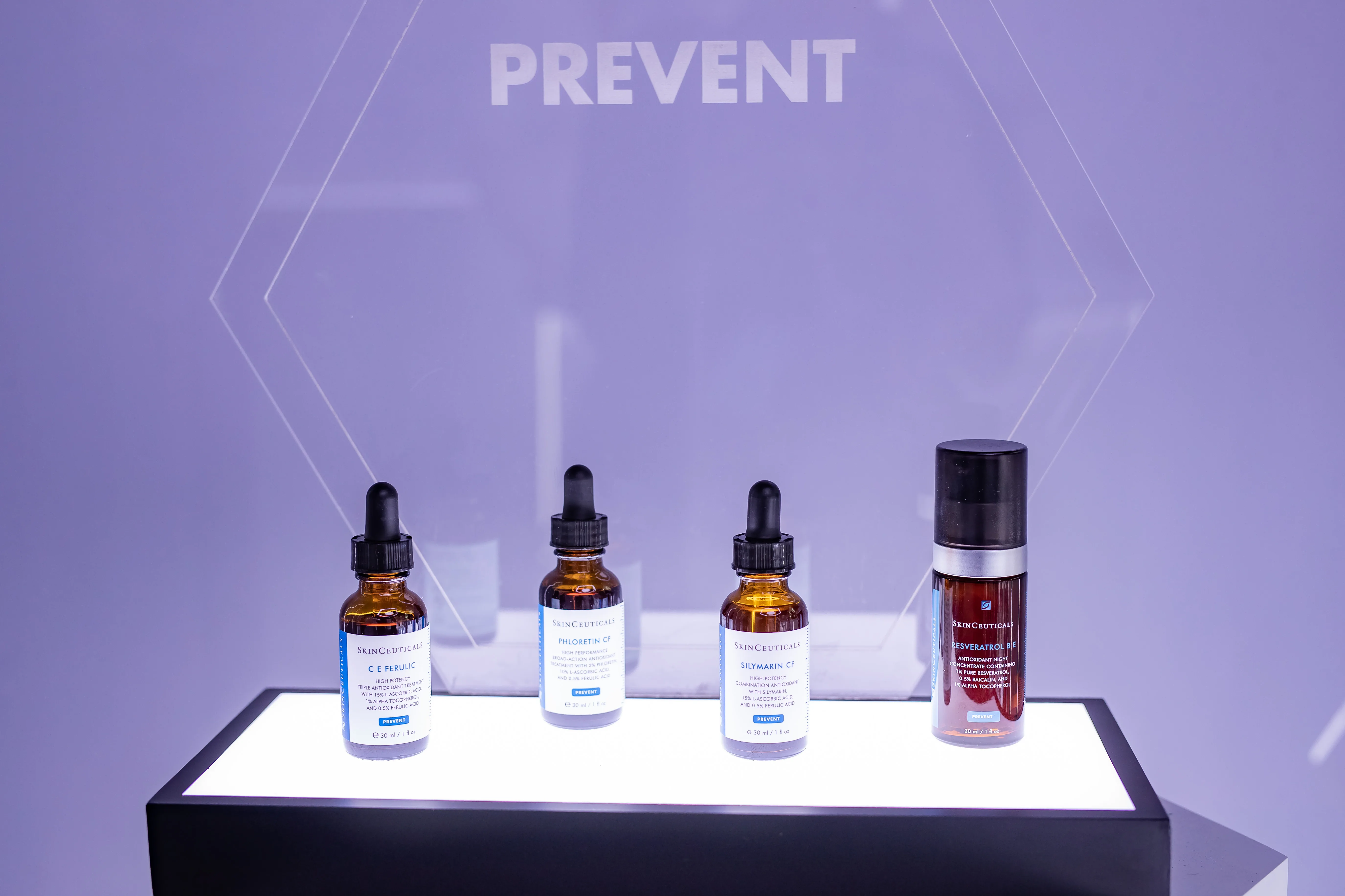 Công thức vàng từ nền tảng khoa học để chuyển hóa làn da của SkinCeuticals