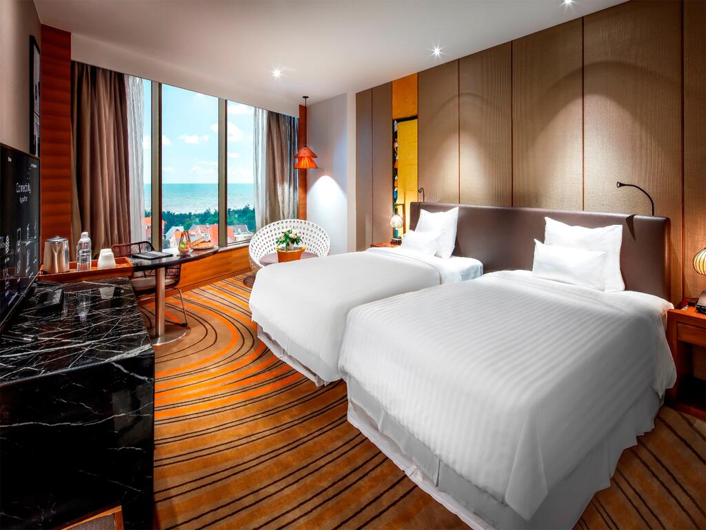 View phòng ngủ khách sạn Pullman Vũng Tàu