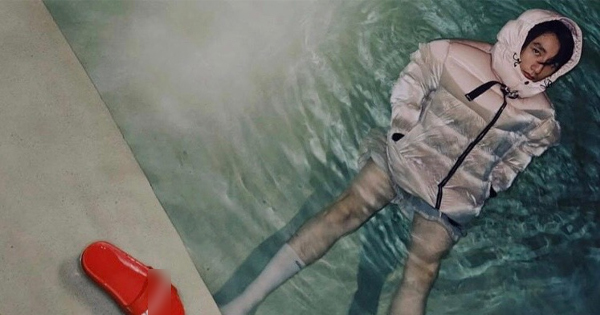 Sơn Tùng M-TP đổi tư thế giữa hồ, fan đoán ngay được ý đồ comeback