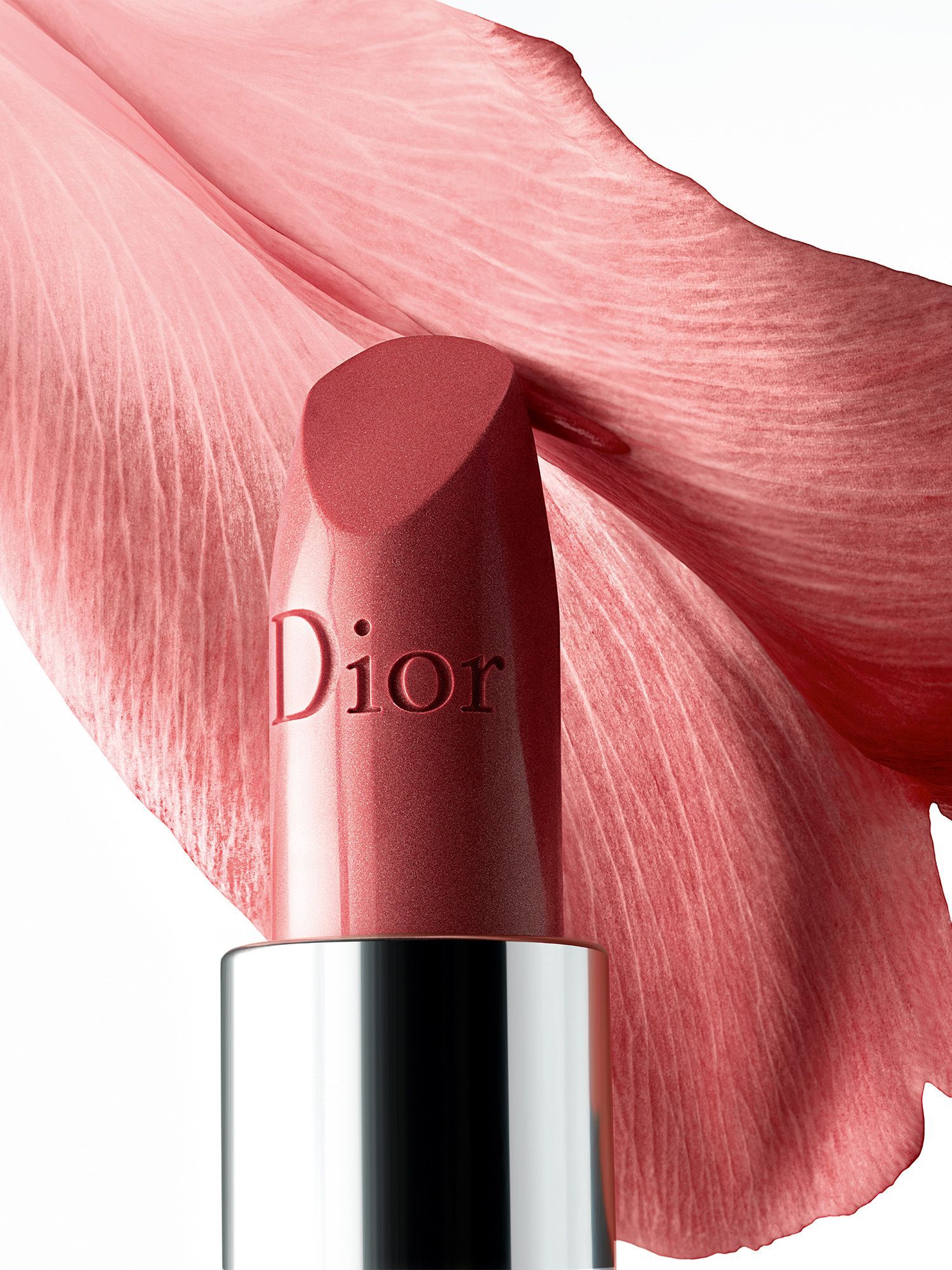 Nguồn: Dior