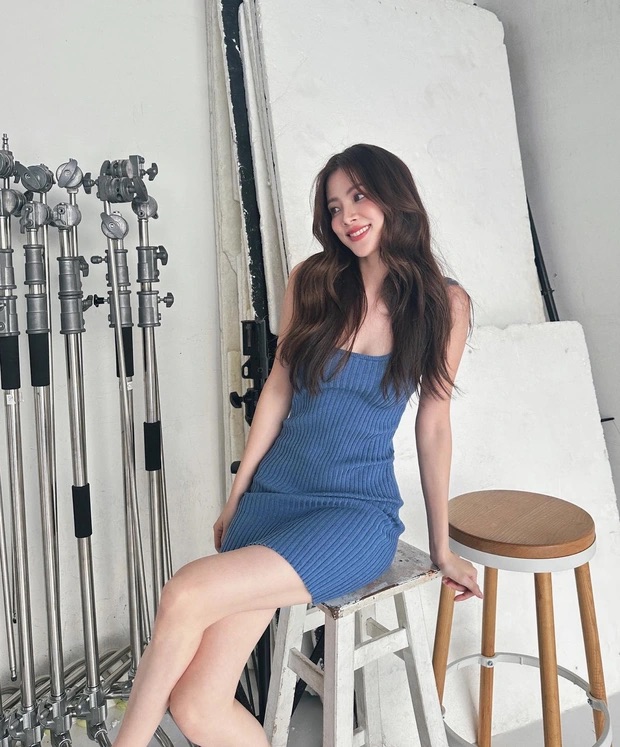 Váy len là món thời trang lý tưởng để diện trong mùa thu