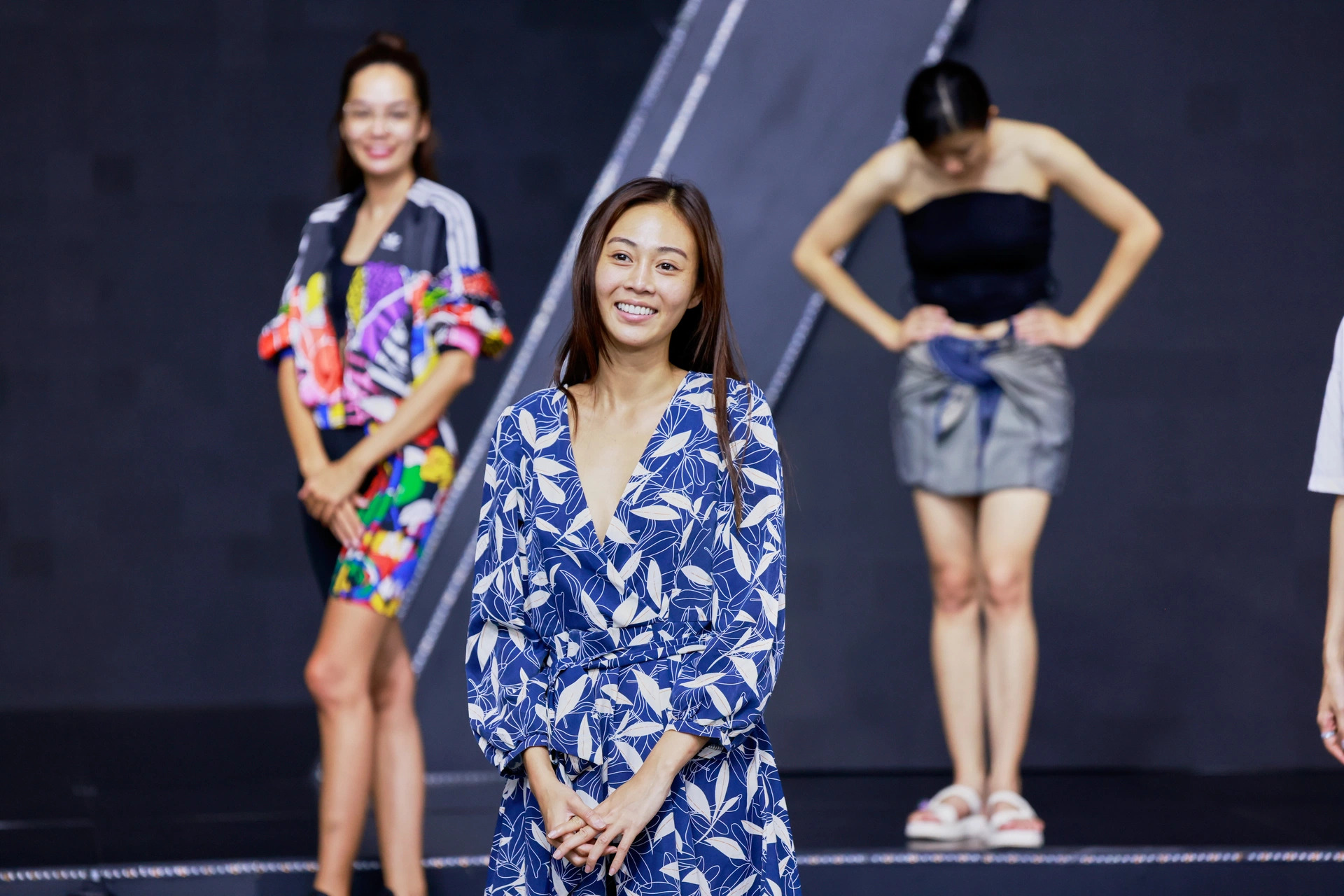 Lộ diện mặt mộc của top 41 Hoa hậu Hoàn vũ Việt Nam 2022 tại buổi tổng duyệt - Ảnh 15