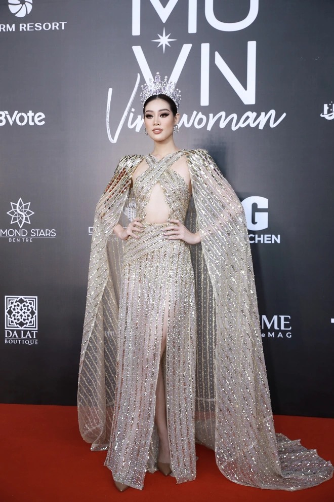Lộ diện những khách mời đầu tiên tại thảm đỏ Hoa hậu Hoàn vũ Việt Nam - Ảnh 10